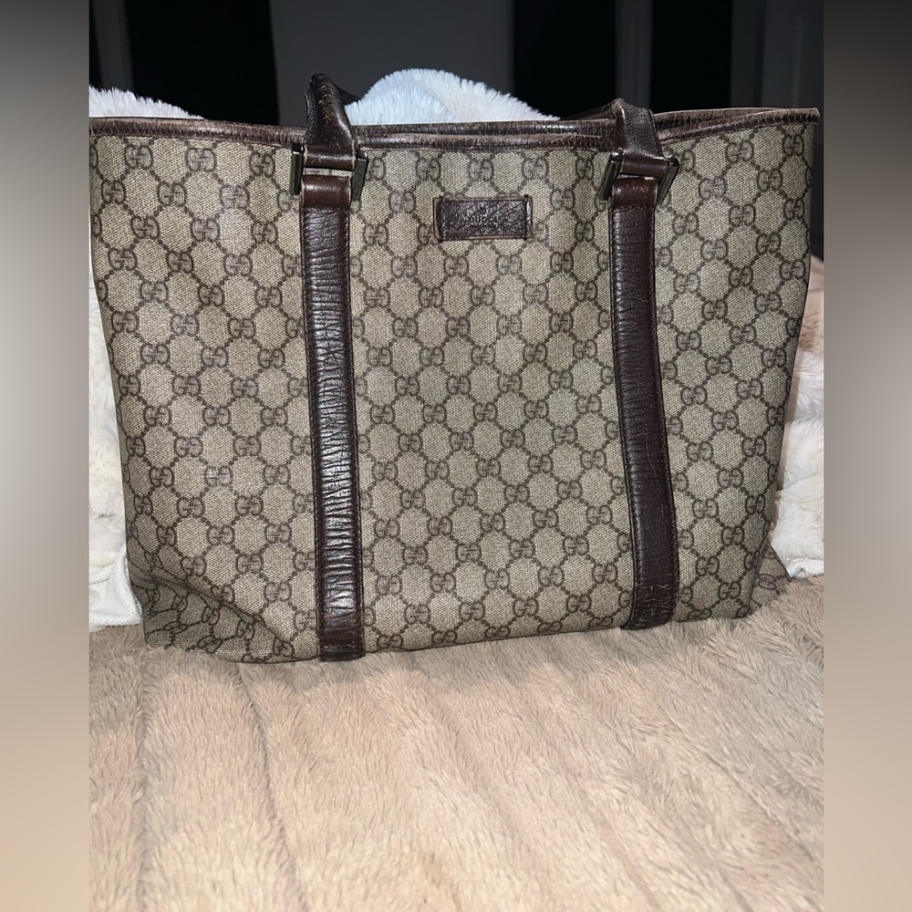 Gucci GG Canvas Tote Bag with Brown Leather Trim – Classic Style